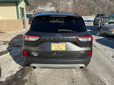 2020 Ford Escape, $13990. Photo 5