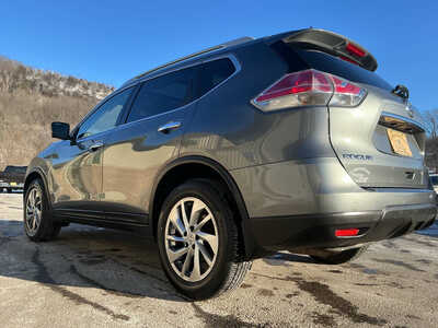2015 Nissan Rogue, $11990. Photo 11