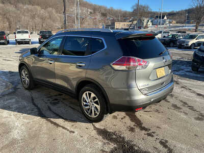 2015 Nissan Rogue, $11990. Photo 6