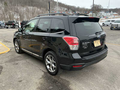 2017 Subaru Forester, $15990. Photo 7