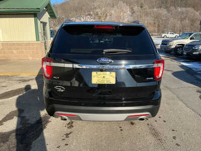 2017 Ford Explorer, $14990. Photo 5