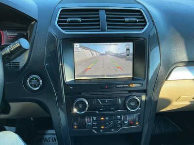 2017 Ford Explorer, $14990. Photo 8