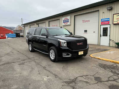 2018 GMC Yukon XL, $22990. Photo 2
