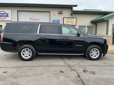 2018 GMC Yukon XL, $22990. Photo 9