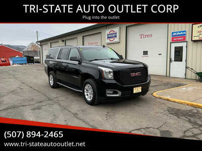 2018 GMC Yukon XL, $22990. Photo 1