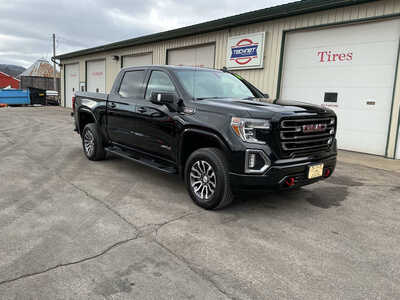 2019 GMC 1500 Crew Cab, $28990. Photo 3