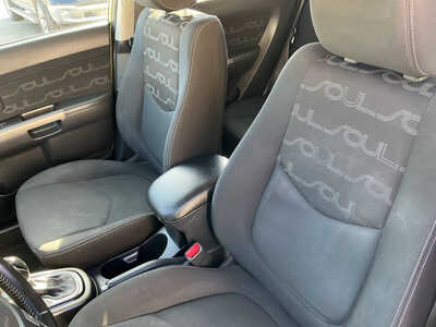 2013 Kia Soul, $7990. Photo 12