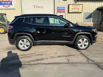 2018 Jeep Compass, $10990. Photo 10