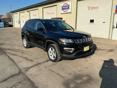 2018 Jeep Compass, $10990. Photo 3
