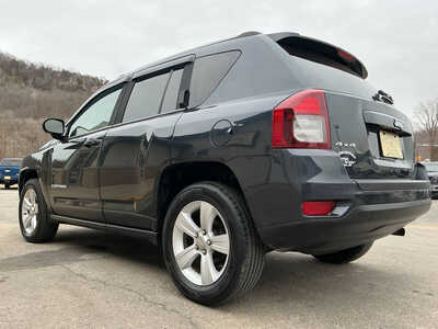 2016 Jeep Compass, $9990. Photo 12