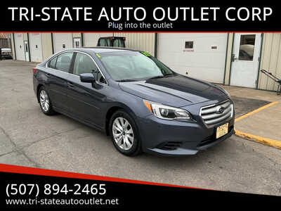 2017 Subaru Legacy, $11990. Photo 2