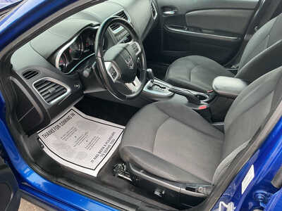 2013 Dodge Avenger, $5990. Photo 10