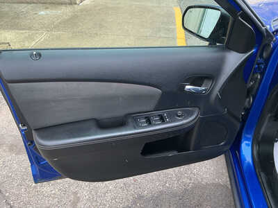 2013 Dodge Avenger, $5990. Photo 12