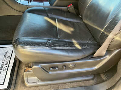 2012 Cadillac Escalade ESV, $8990. Photo 12