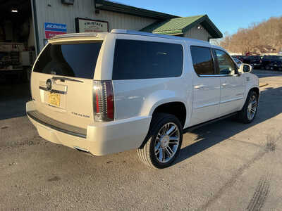 2012 Cadillac Escalade ESV, $8990. Photo 5