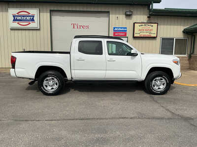 2022 Toyota Tacoma, $28990. Photo 6