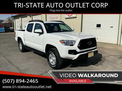 2022 Toyota Tacoma, $28990. Photo 1