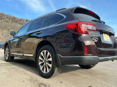 2017 Subaru Outback, $15990. Photo 10