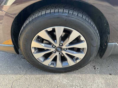 2017 Subaru Outback, $15990. Photo 12