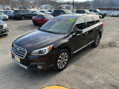 2017 Subaru Outback, $15990. Photo 7