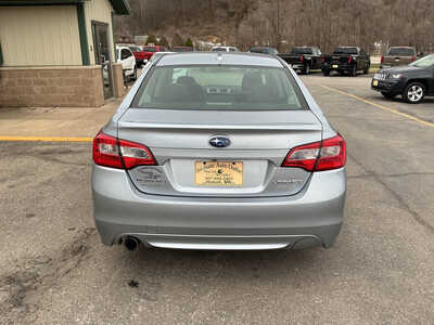 2017 Subaru Legacy, $7990. Photo 6