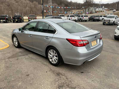 2017 Subaru Legacy, $7990. Photo 7
