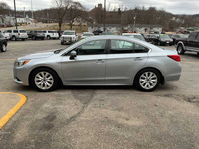 2017 Subaru Legacy, $7990. Photo 8