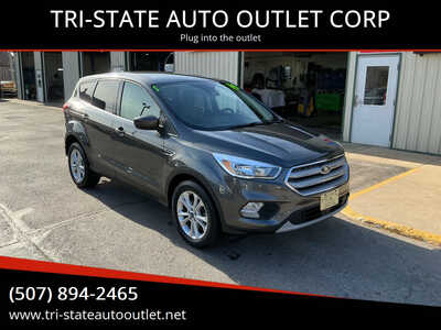 2019 Ford Escape, $11990. Photo 2