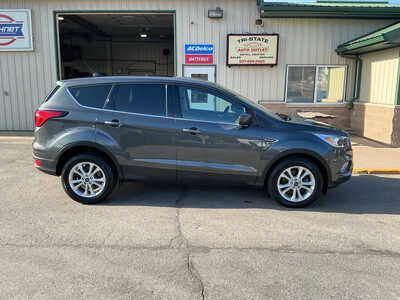 2019 Ford Escape, $11990. Photo 4