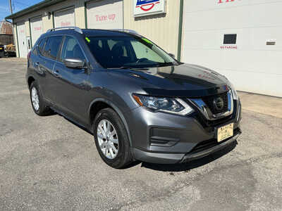 2018 Nissan Rogue, $12990. Photo 3
