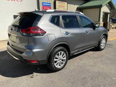 2018 Nissan Rogue, $12990. Photo 9
