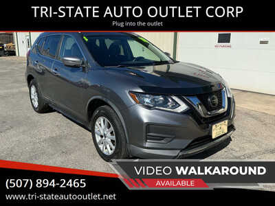 2018 Nissan Rogue, $12990. Photo 1