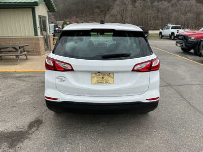 2021 Chevrolet Equinox, $11990. Photo 6