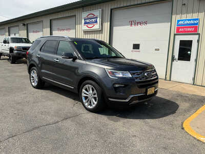 2018 Ford Explorer, $15990. Photo 4