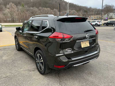 2017 Nissan Rogue, $11990. Photo 7