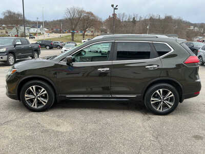 2017 Nissan Rogue, $11990. Photo 8