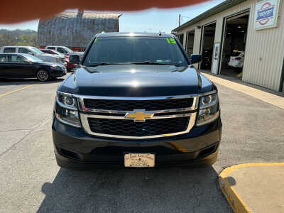 2015 Chevrolet Tahoe, $17990. Photo 9