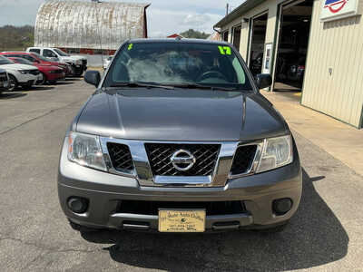 2017 Nissan Frontier, $14990. Photo 2