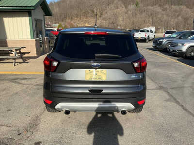 2019 Ford Escape, $11990. Photo 4