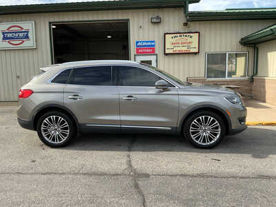 2016 Lincoln MKX, $12990. Photo 2