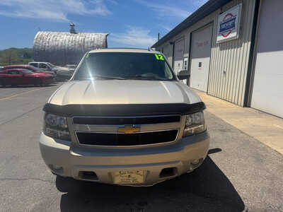 2012 Chevrolet Suburban, $7990. Photo 2