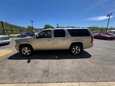 2012 Chevrolet Suburban, $7990. Photo 7