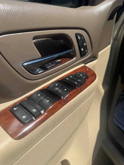 2012 Chevrolet Suburban, $7990. Photo 8