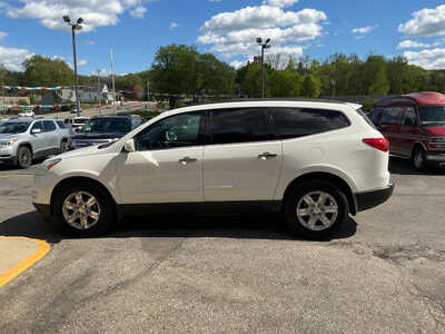 2011 Chevrolet Traverse, $3990. Photo 6