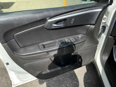 2011 Chevrolet Traverse, $3990. Photo 8