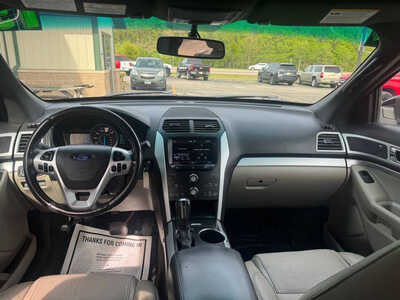 2013 Ford Explorer, $5990. Photo 10