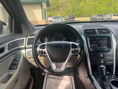 2013 Ford Explorer, $5990. Photo 11