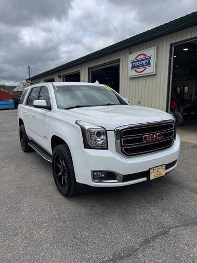 2016 GMC Yukon, $18990. Photo 2