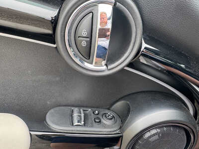 2022 MINI Cooper, $24990. Photo 10