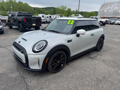 2022 MINI Cooper, $24990. Photo 4